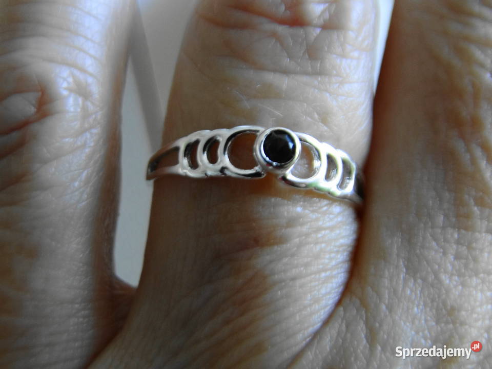 Stary śliczny pierścionek ze srebra mazowieckie sprzedam