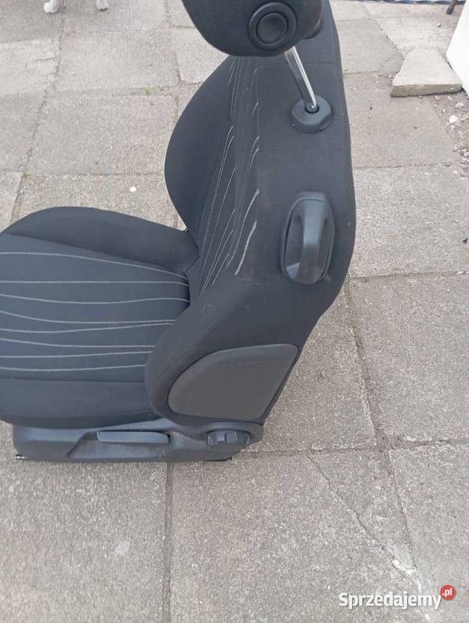 OPEL CORSA D 3DRZWI FOTEL KIEROWCY Kobylnica sprzedam