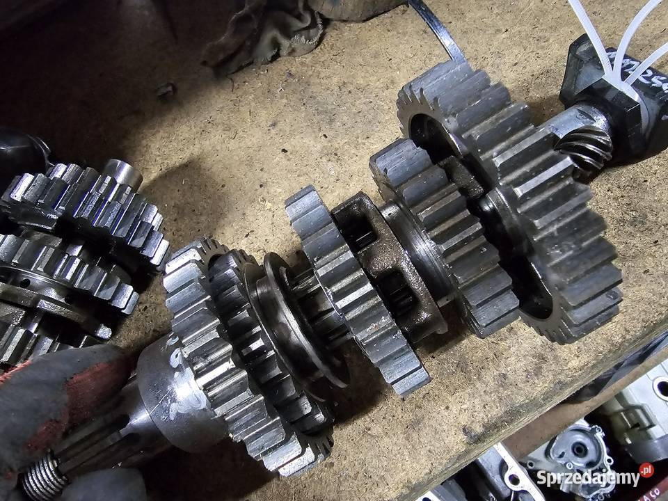 Suzuki LS 650 savage skrzynia biegów wałek wałki Jelenia Góra