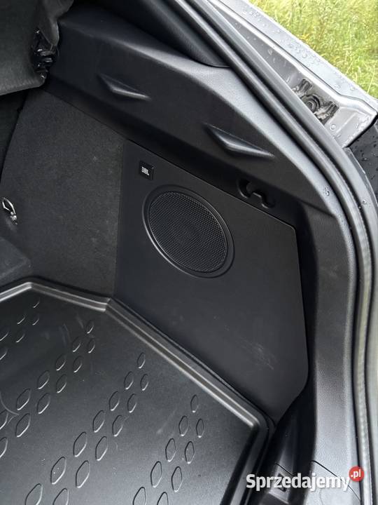 Toyota C HR 18 Hybrid Dynamic Salon JBL przyciemniane szyby Nowogard