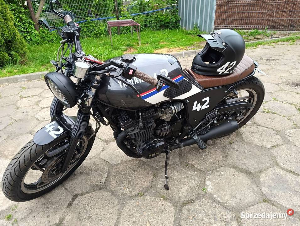 Yamaha XJ 600 51j cafe Racer, brat style