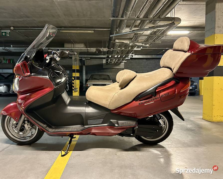 Suzuki Burgman 650 Executive maxi skuter 2004
