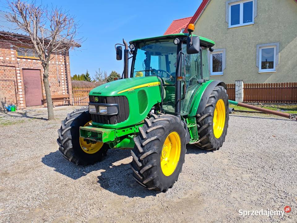 Ciągnik John Deere 5620 Pawlin sprzedam
