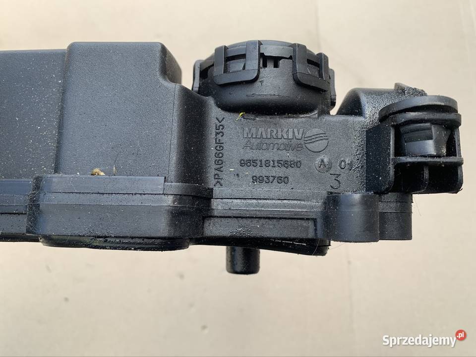 9651815680 pokrywa zaworów 16 tdci hdi Ford osobowe Szczecin