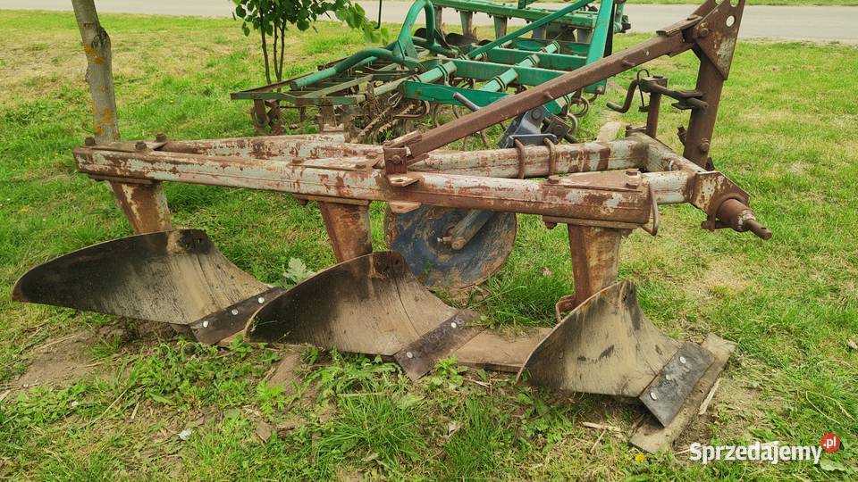 Pług Unia Grudziądz 3 skibowy