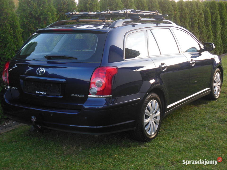 Toyota Avensis Oryginalny lakier Bagażnik na 4 237000km Lubin