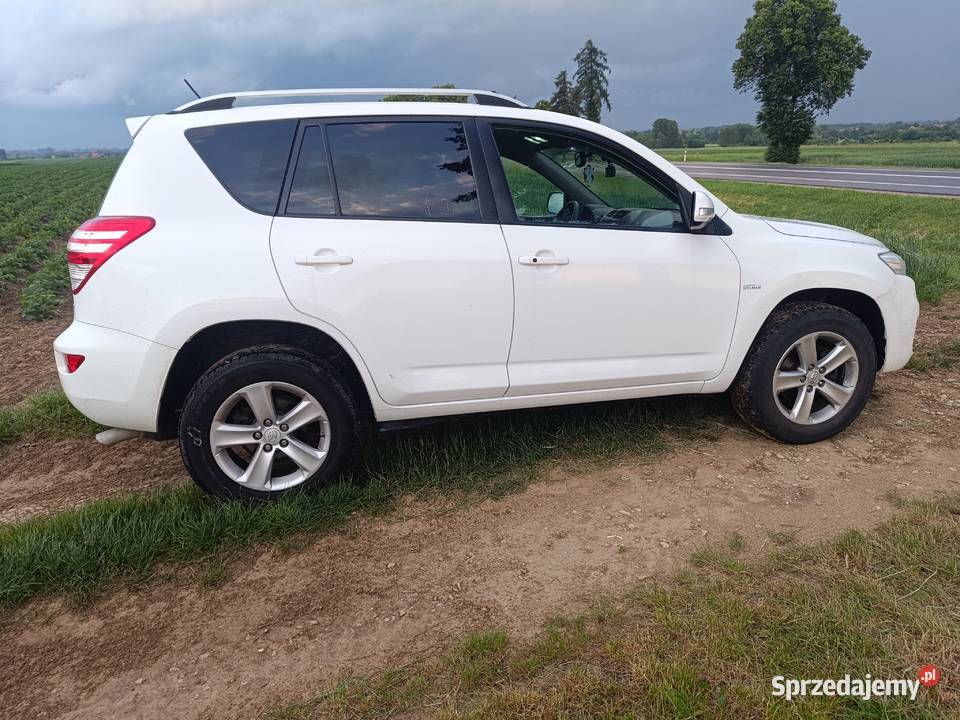 Toyota RAV4 22 d4d manualna Szczucin sprzedam