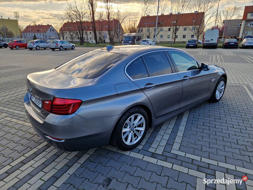 BMW bogate wyposażenie min telefon dociąganie Rok produkcji 2015 Opole