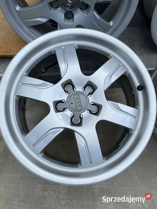 Felgi aluminiowe Audi 17 5x112 75J ET28 nowe Samochodowe Pionki