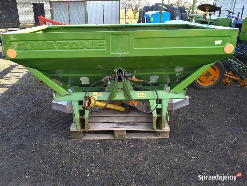 Rozsiewacz Amazone M 1500 28 m Zakrzewo