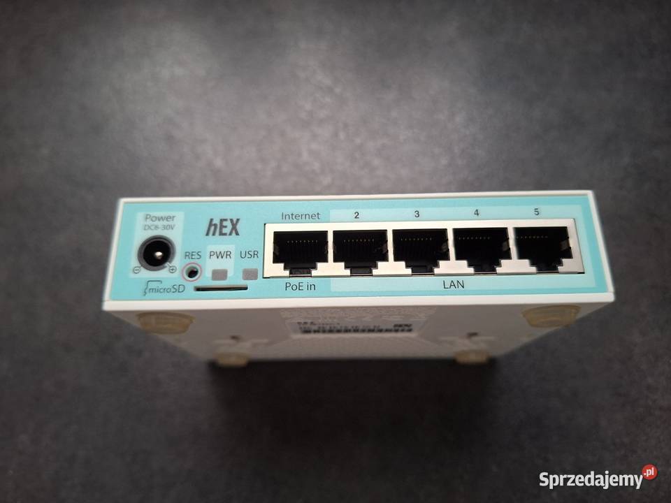 Router Mikrotik HEX RB750GR3