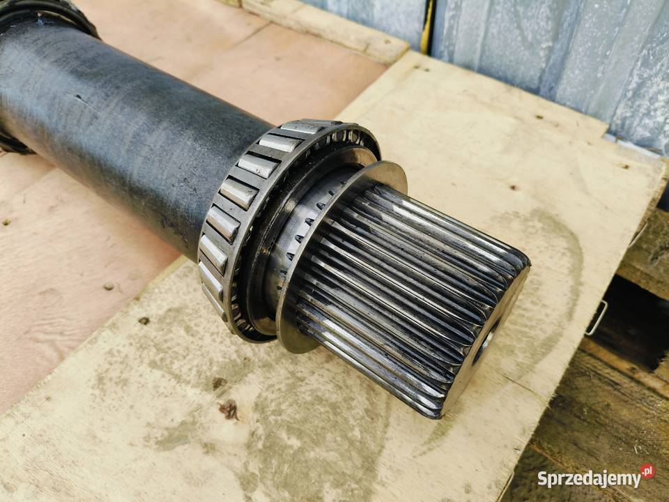 Claas Axion 840 CMatic A31 13r Półoś wałek Stalewo sprzedam