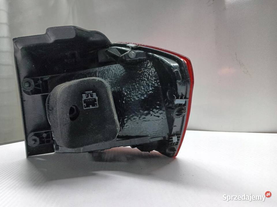 LAMPA TYŁ TYLNA LEWA VW GOLF VII SPORTSVAN osobowe