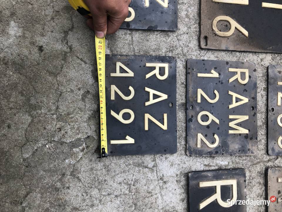 Kolekcjonerskie czarne tablice Warszawa