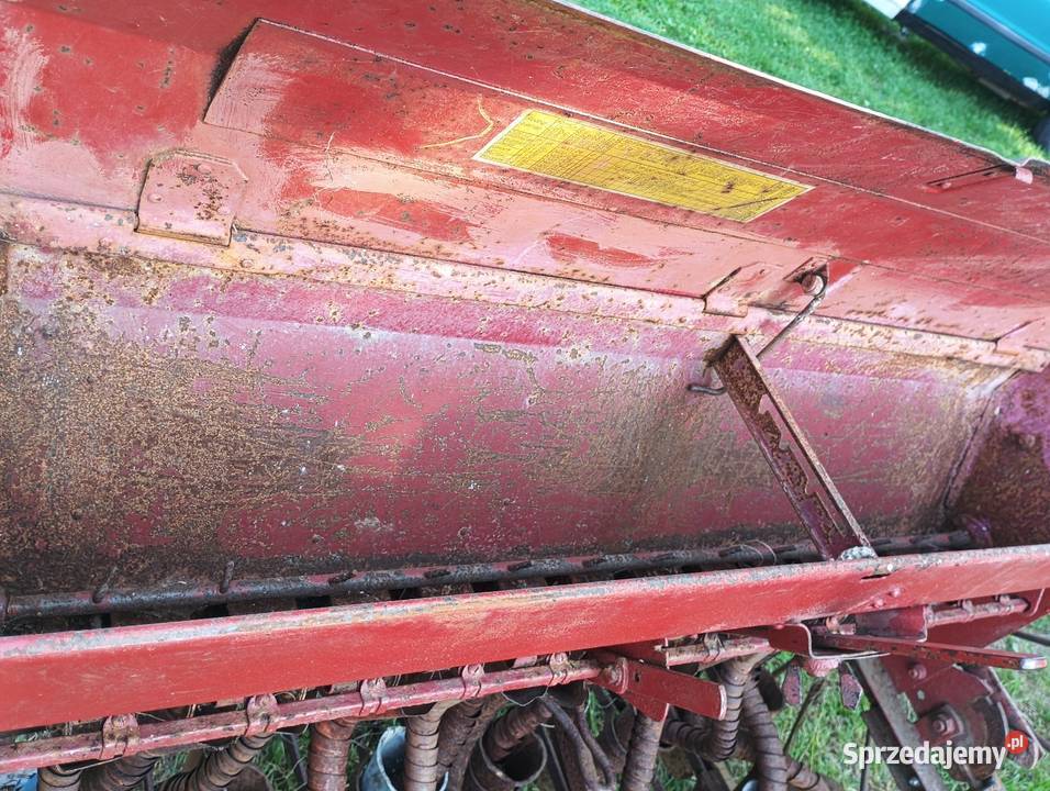 Siewnik konnytraktor Nisko sprzedam