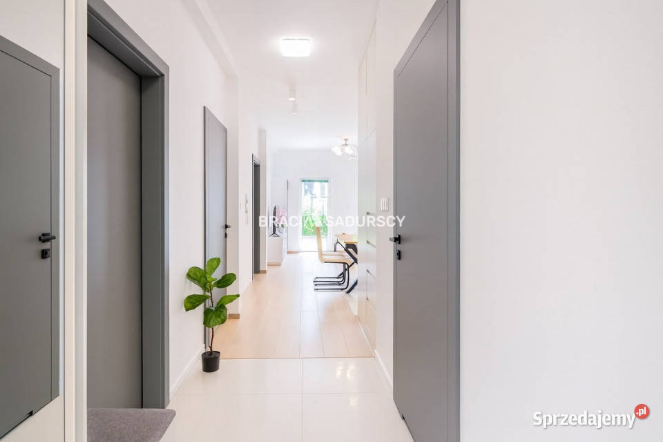 Do sprzedaży mieszkanie 7036m2 3 pokojowe Kraków