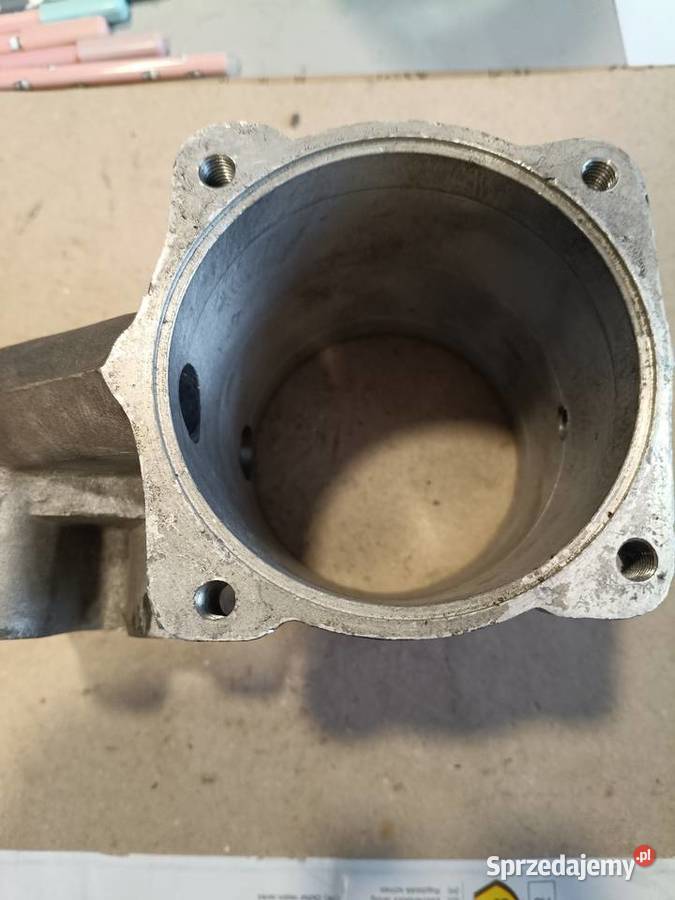 Korpus wymiennika C385 Płock