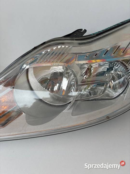 Ford focus 2 II lift 8M5113W030AE LAMPA PRZÓD Słowikowo sprzedam