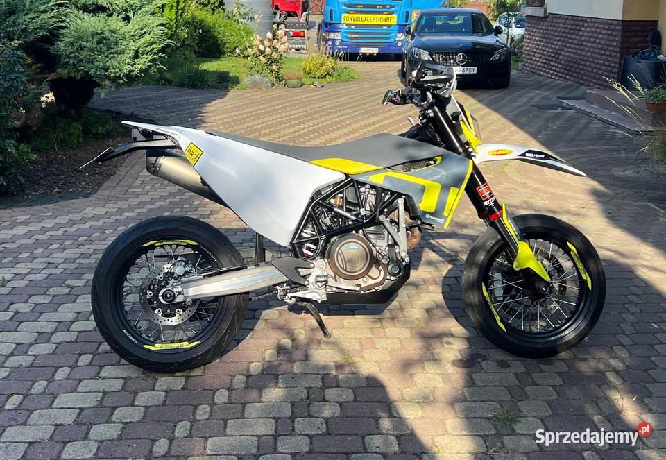 Husqvarna 701 SM supermoto 7500 salon akcesoria 700cm3 Motocykle, skutery, quady Lublin