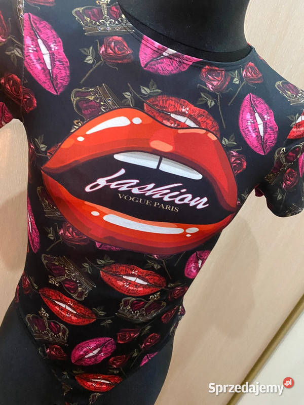 Body damskie w usta korony i róże Warszawa