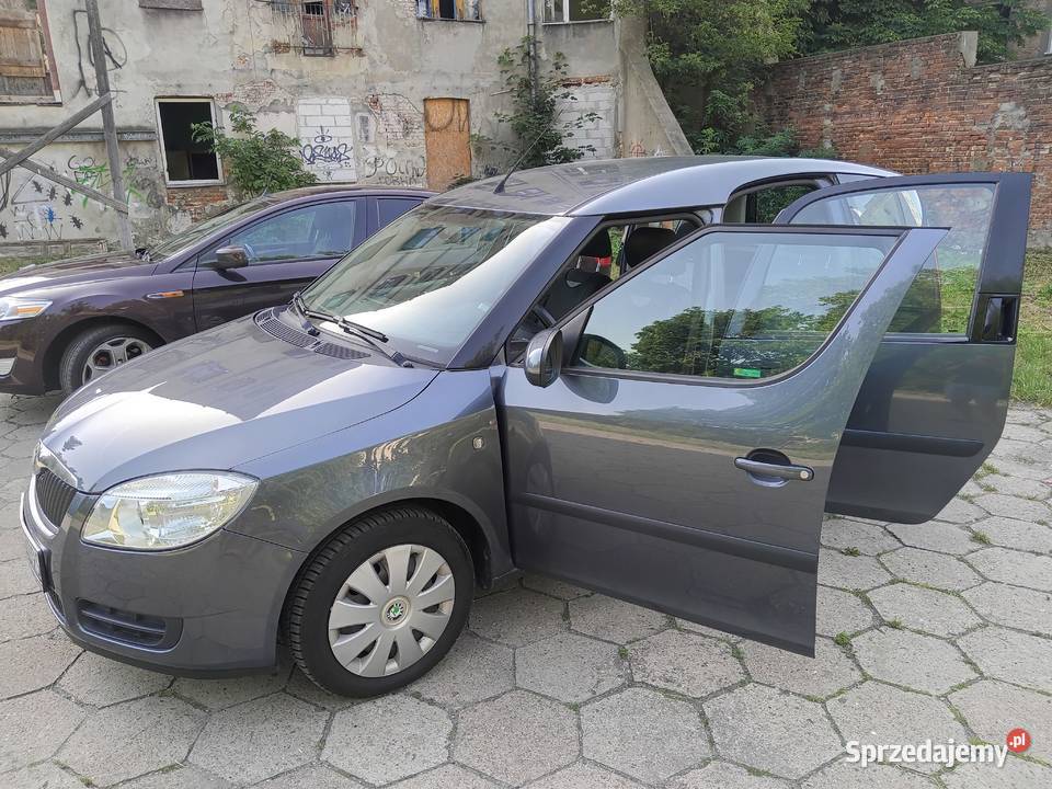 Mam dosyć zaoferowania Skodę roaster z 2008 benzyna łódzkie Łódź