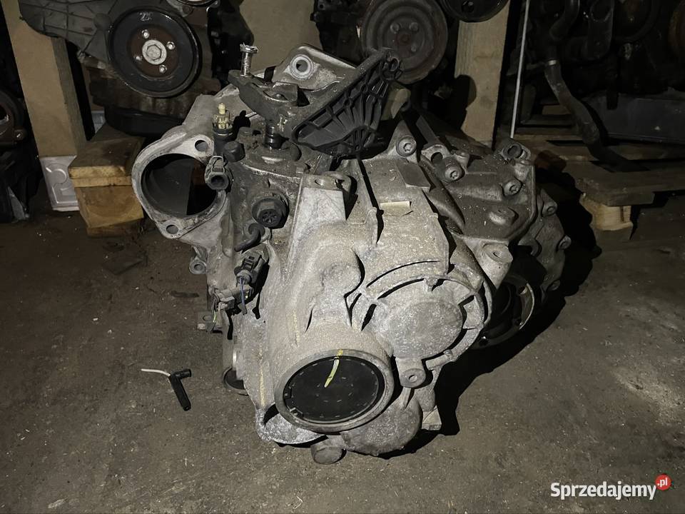 02Q301103P Skrzynia biegów vw skoda Seat Audi Szczecin