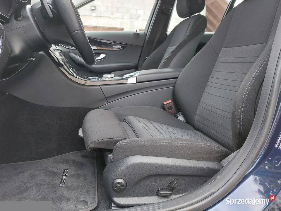 MercedesBenz Klasa C 20 benzyna 211 2020r Kaniów