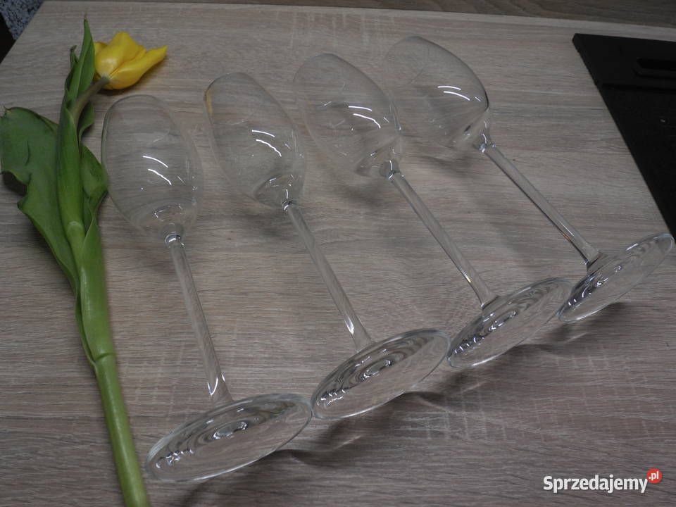 Szklane kieliszki 4 Raszków sprzedam