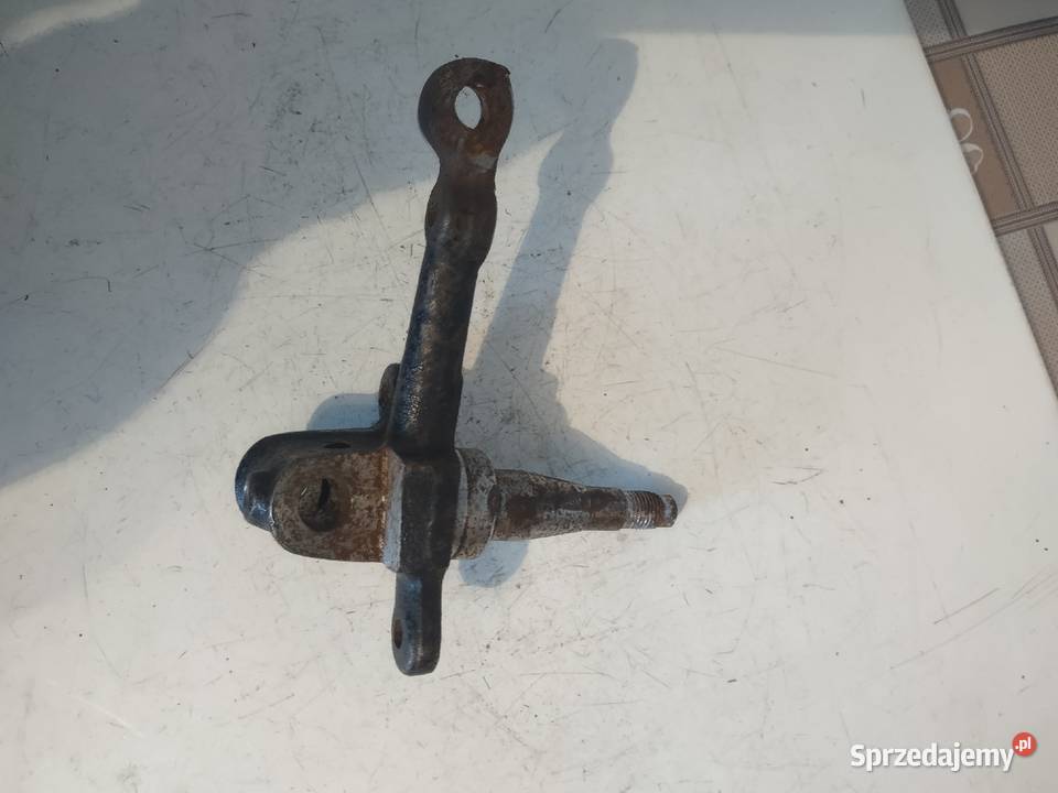 FIAT 126 P ZWROTNICA NOWY TYP LEWA NOWA