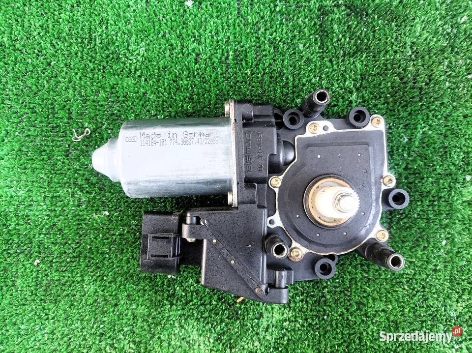 Silniczek szyby Lewy przód 8d0 959 802 d Audi a4 Radom sprzedam