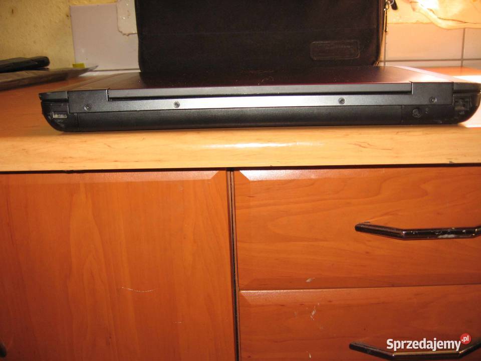 Nowy laptop Hp I7 8x28 SSD win11 aluminiowy Liczba rdzeni 6 Częstochowa sprzedam