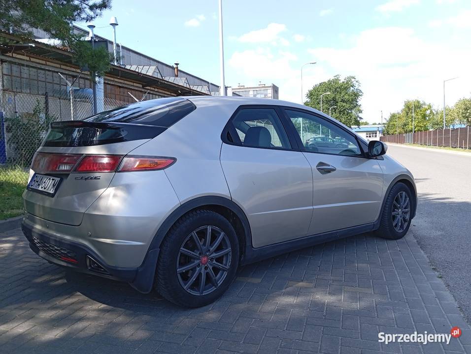 Honda Civic VIII Ufo 18 benzyna Świdnik