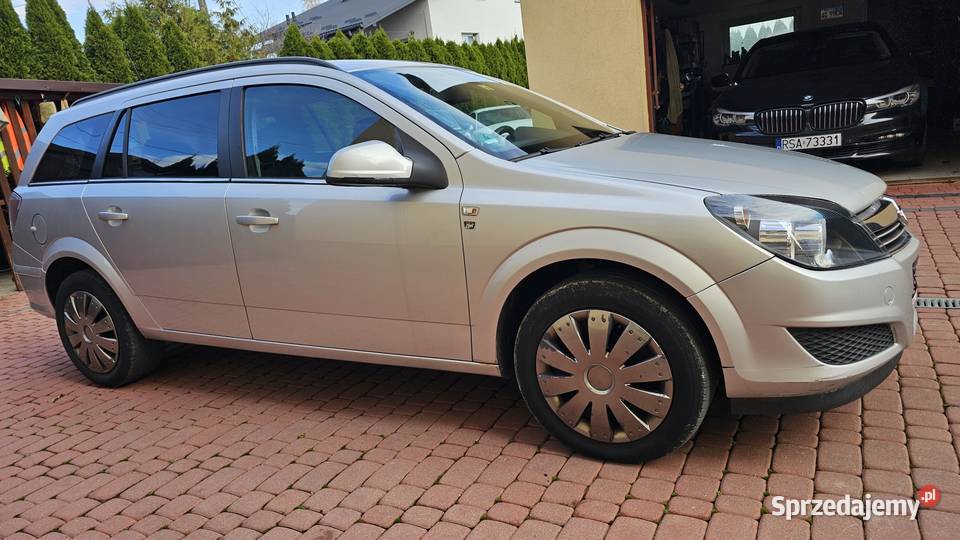 Opel Astra 17CDTI 110 2010 zNiemiec NoweSprzęgło Astra Zarszyn sprzedam