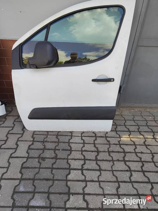 Citroen Berlingo 2012 drzwi przednie lewe Kozienice
