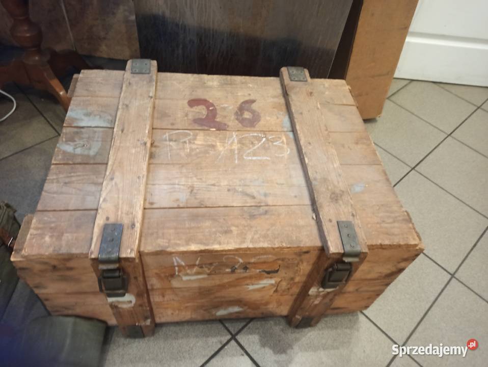 Drewniana skrzynia wojskowa niemalowana 81x 61 x Pozostałe Skierniewice sprzedam