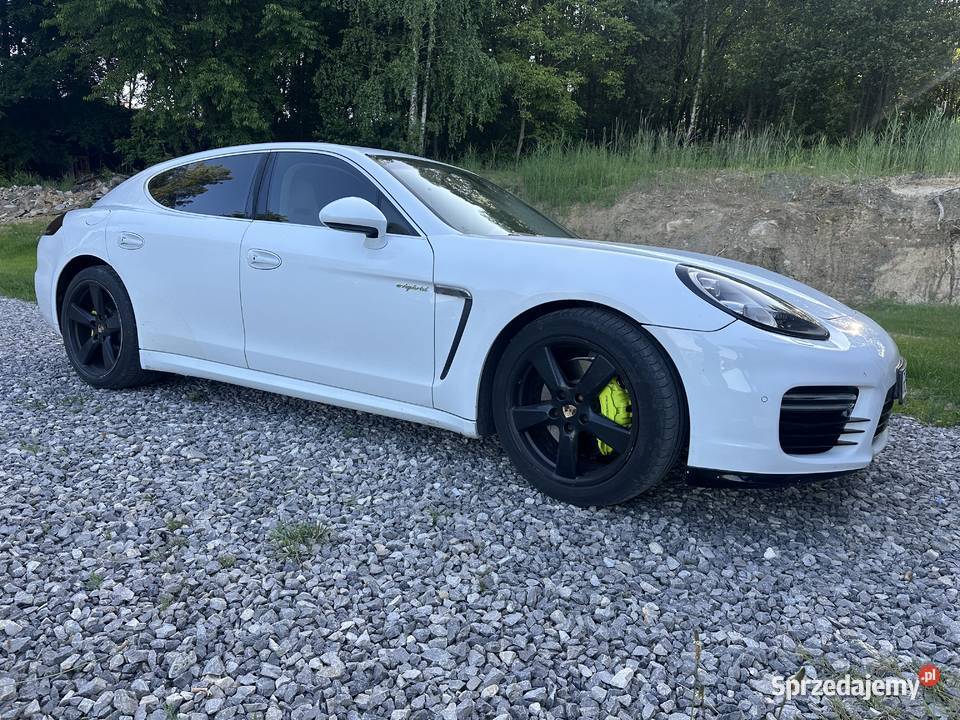 Porshe panamera 150000km Stobierna