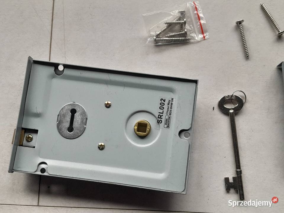 Zamek wierzchni w stylun retro Sterling SRL002 Dom i Ogród
