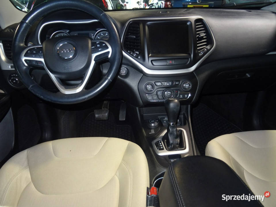 Jeep Cherokee Samochód w stanie 32 benzyna moc elektrochrom. lusterko wst. Łódź