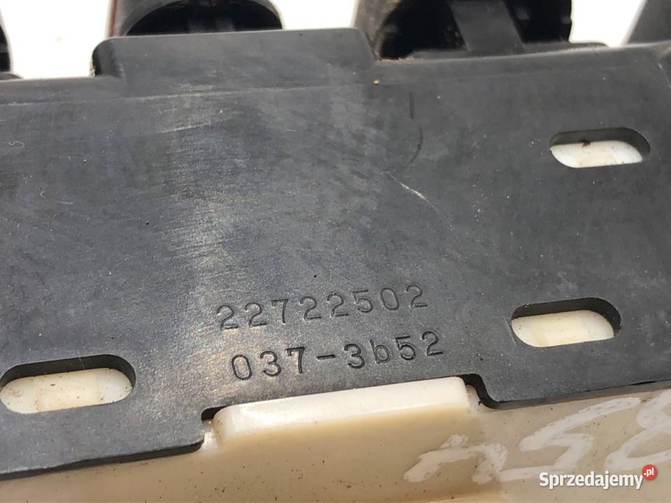 PRZEŁĄCZNIK SZYB CHEVROLET EQUINOX 0309 SUV