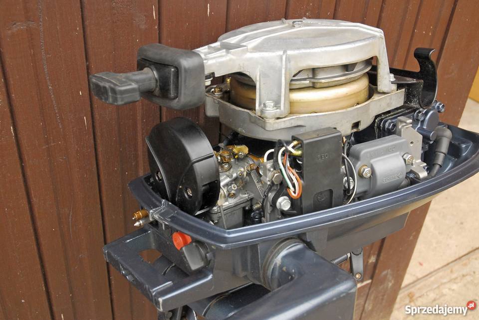 Silnik zaburtowy dwusuw YAMAHA 5 Pozostałe warmińsko-mazurskie Mikołajki