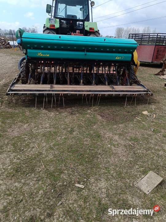 Sprzedam siewnik Hassia 25m Siewniki i sadzarki podkarpackie Sadkowa Góra