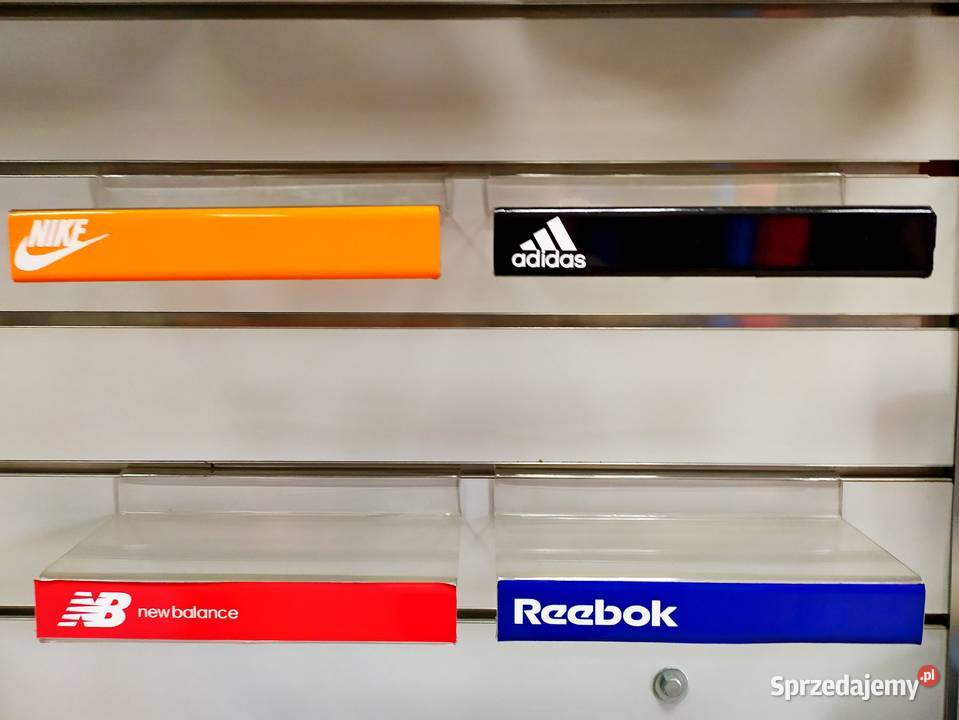 Półka pleksi pod buty w panel łódzkie Radomsko