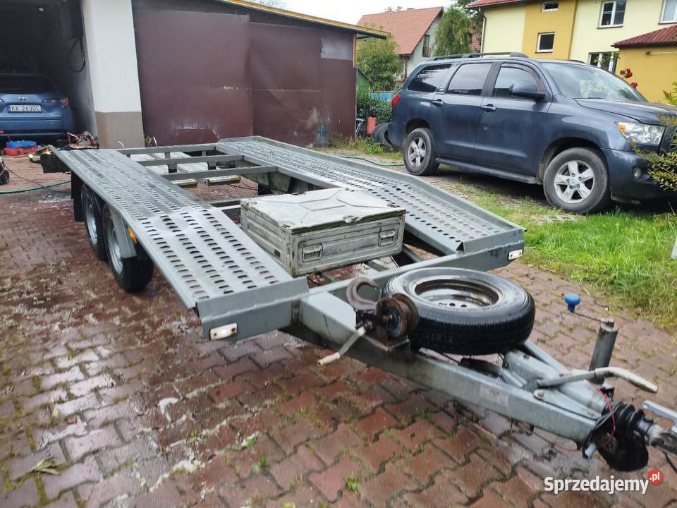Laweta przyczepa Boro 2700 45 m najazd Rok produkcji 2012 Kraków