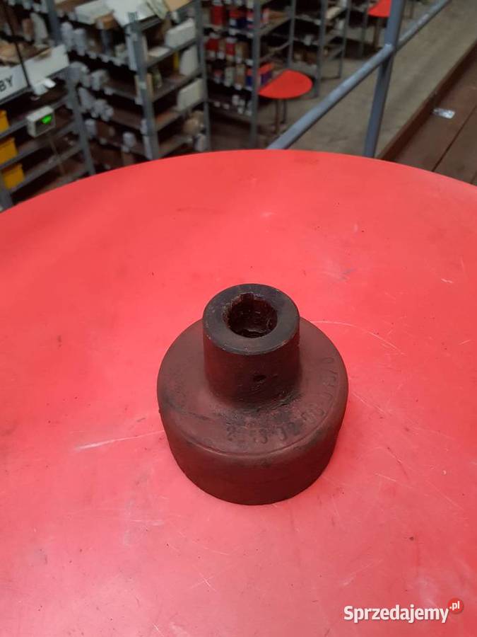 Końcówka sprzęgła rozrzutnika obornika Części i osprzęt rolniczy Sulechów