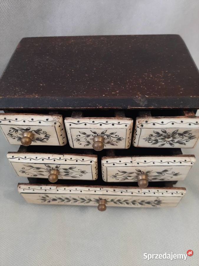 Stara śliczna ręcznie robiona szkatułka antyk Inowrocław