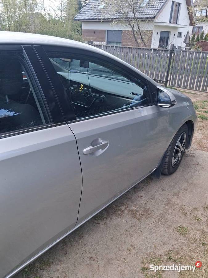 Toyota auris 14 d4d 170 przebiegu 2013r elektrochrom. lusterko wst. Chełm