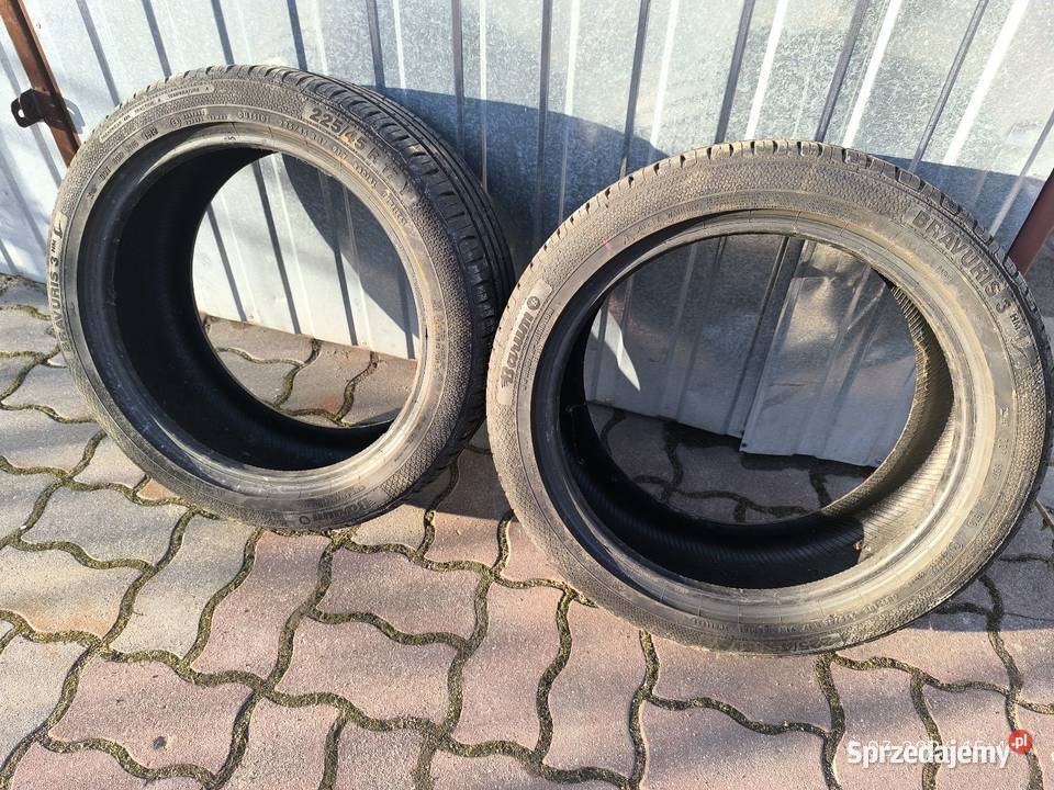 Opony Barum Bravuros 3 HM 225 45 r17 2 sztuki Szydłowiec