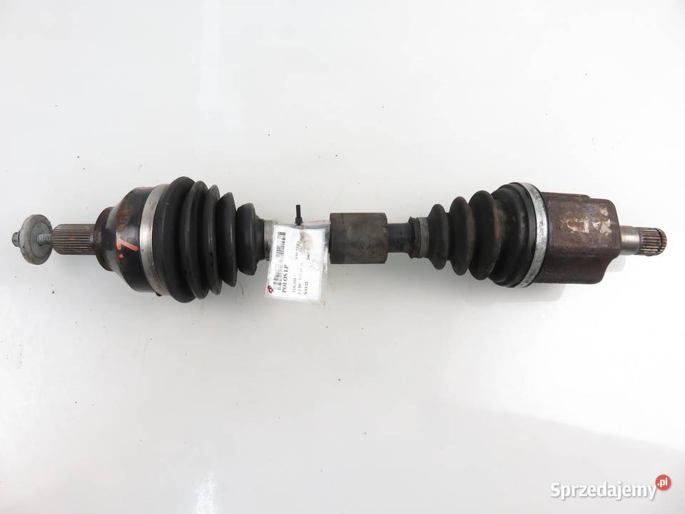 PÓŁOŚ LEWA PRZEDNIA VOLVO V50 24 D5 osobowe sprzedam