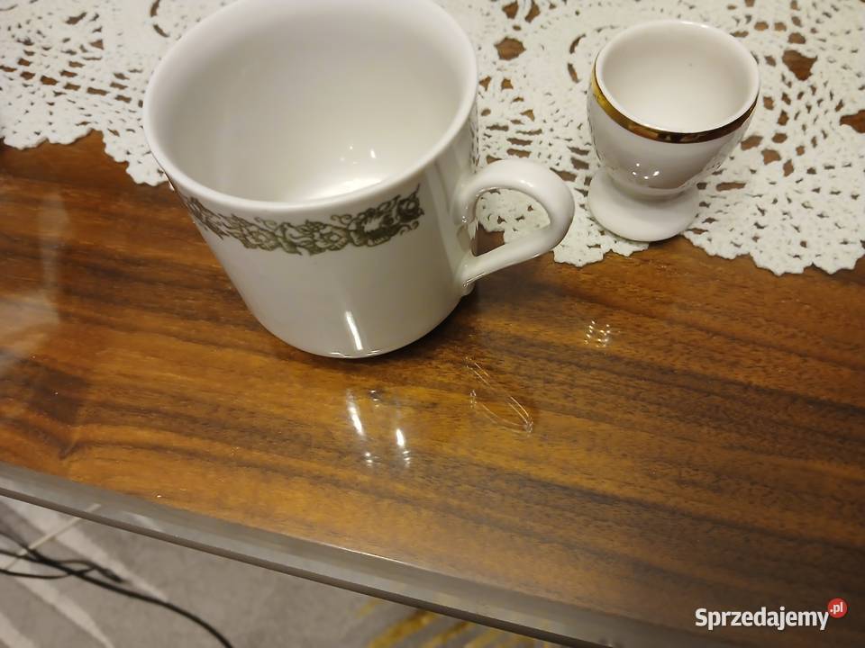 Kubki z czasów PRLu sygnowana ChodzieżĆmielów i Warszawa