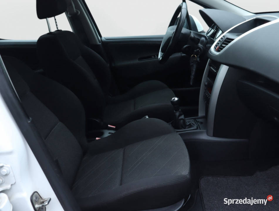 Peugeot 207 14 VTi 1397cm3 Piaseczno